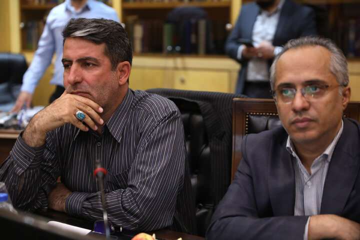 نشست کمیسیون عمران با حضور رییس بنیاد مسکن