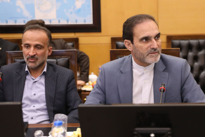 نشست کمیسیون عمران با حضور رییس بنیاد مسکن