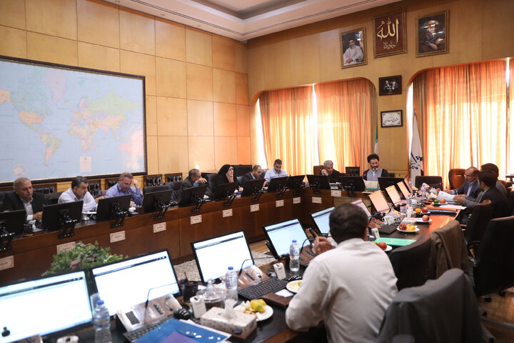 نشست 11 آبان 1404 کمیسیون صنایع و معادن