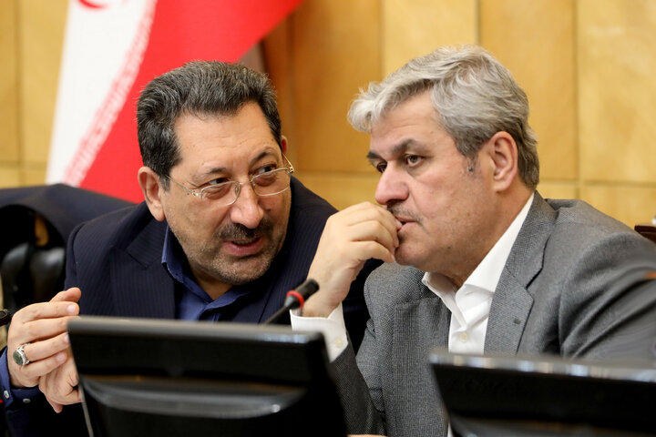 نشست کمیسیون برنامه و بودجه با حضور وزیر صمت