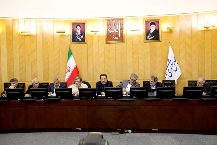 نشست کمیسیون برنامه و بودجه با حضور وزیر صمت