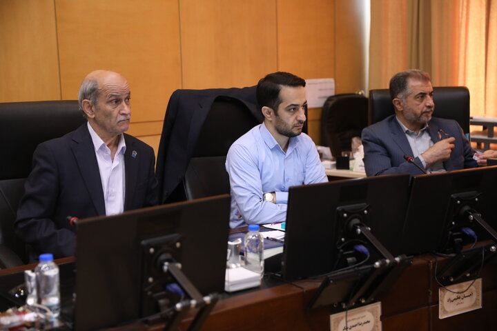 نشست 12 آبان اعضای فراکسیون دانشگاهیان