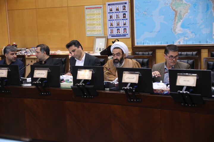 کمیسیون  مشترک با شوراها برای بررسی طرح ساماندهی اتباع