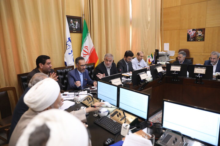 کمیسیون  مشترک با شوراها برای بررسی طرح ساماندهی اتباع