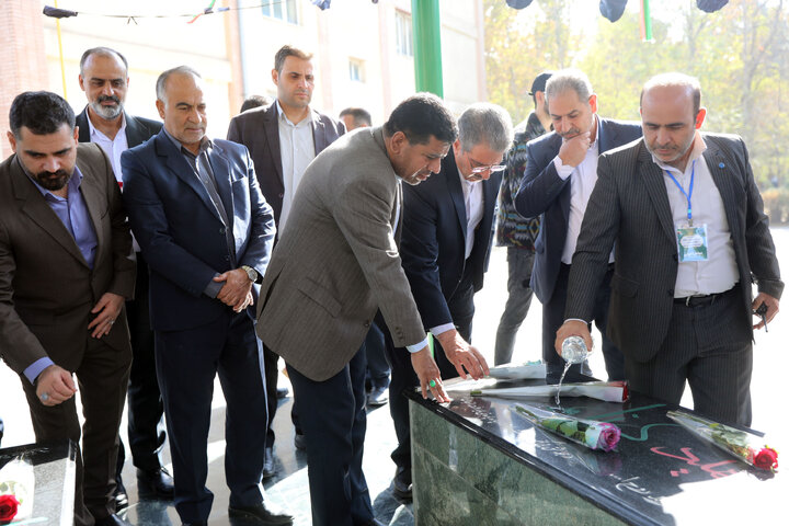 بازدید اعضای کمیسیون آموزش تحقیقات و فناوری از دانشکده انقلاب دانشگاه ملی مهارت