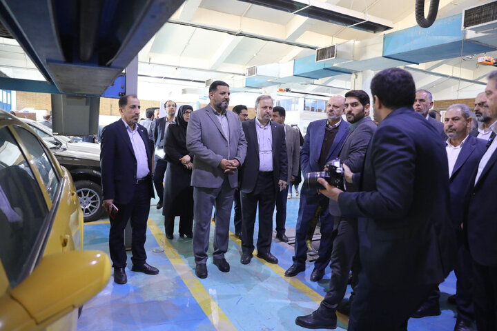 بازدید اعضای کمیسیون آموزش تحقیقات و فناوری از دانشکده انقلاب دانشگاه ملی مهارت