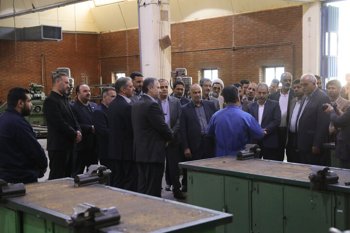 بازدید اعضای کمیسیون آموزش تحقیقات و فناوری از دانشکده انقلاب دانشگاه ملی مهارت