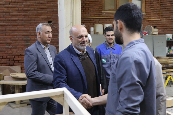 بازدید اعضای کمیسیون آموزش تحقیقات و فناوری از دانشکده انقلاب دانشگاه ملی مهارت