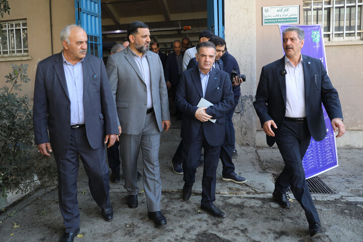 بازدید اعضای کمیسیون آموزش تحقیقات و فناوری از دانشکده انقلاب دانشگاه ملی مهارت