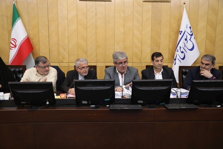 نشست کمیسیون برنامه و بودجه مجلس با حضور وزرای ورزش و جوانان و میراث فرهنگی و گردشگری
