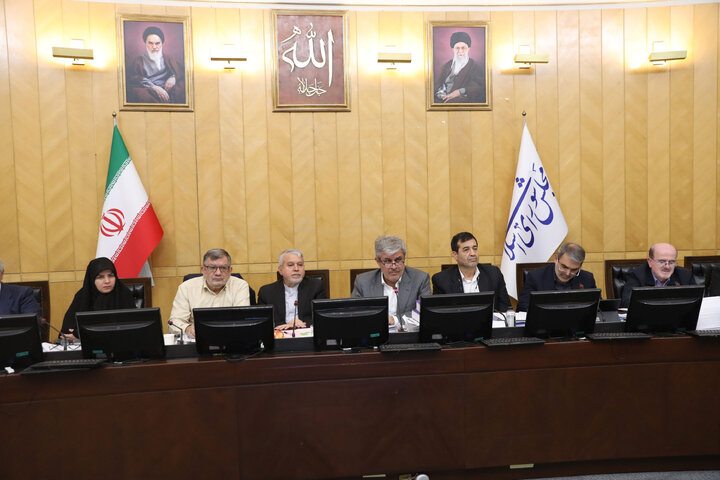 نشست کمیسیون برنامه و بودجه مجلس با حضور وزرای ورزش و جوانان و میراث فرهنگی و گردشگری