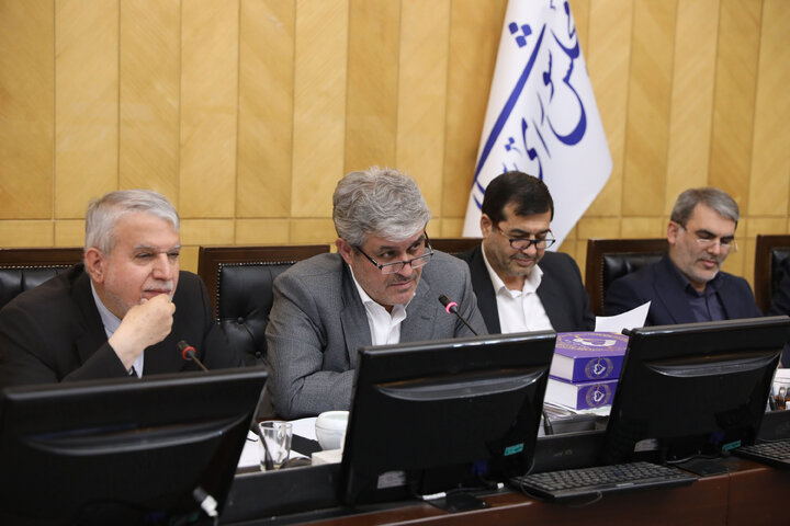 نشست کمیسیون برنامه و بودجه مجلس با حضور وزرای ورزش و جوانان و میراث فرهنگی و گردشگری