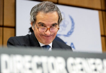 اعتمادی به گروسی نداریم/ آژانس اطلاعات دانشمندان هسته‌ای را به آمریکا منتقل کرد