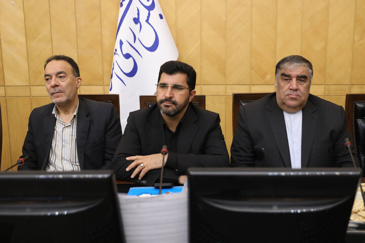 نشست سه شنبه 13 آبان ماه هم اندیشی اجرای سیاست های کلی مقام معظم رهبری