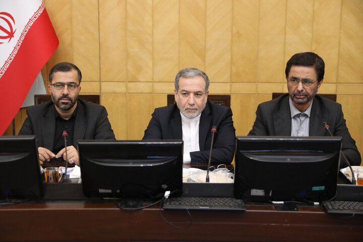 نشست سه شنبه 13 آبان ماه هم اندیشی اجرای سیاست های کلی مقام معظم رهبری