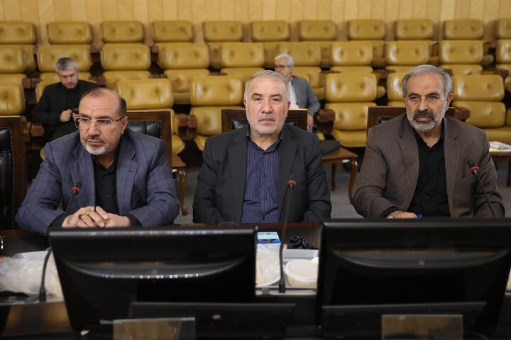 نشست سه شنبه 13 آبان ماه هم اندیشی اجرای سیاست های کلی مقام معظم رهبری