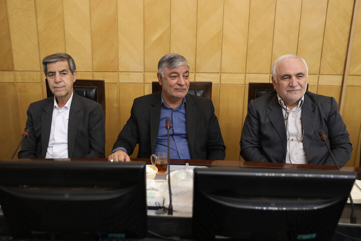 نشست سه شنبه 13 آبان ماه هم اندیشی اجرای سیاست های کلی مقام معظم رهبری