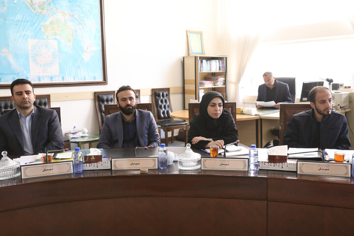 حضور وزیر راه و شهرسازی در کمیسیون اصل نود