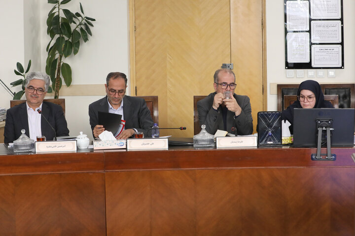 حضور وزیر راه و شهرسازی در کمیسیون اصل نود