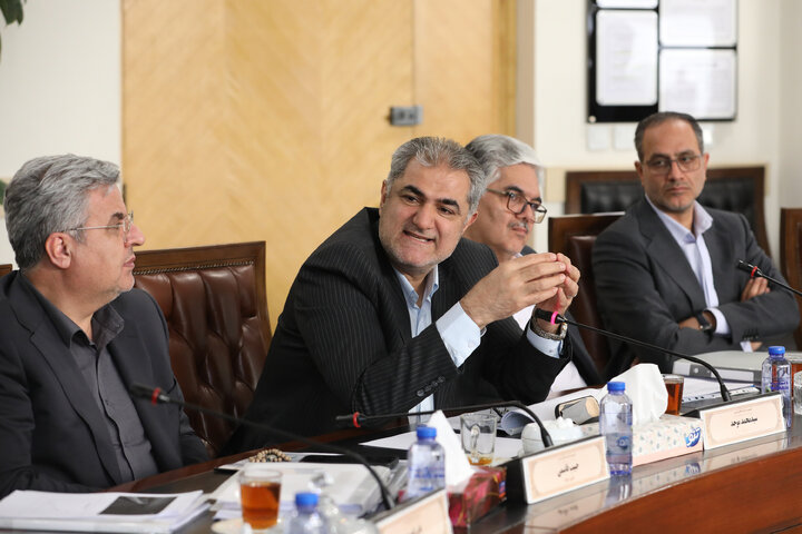 حضور وزیر راه و شهرسازی در کمیسیون اصل نود