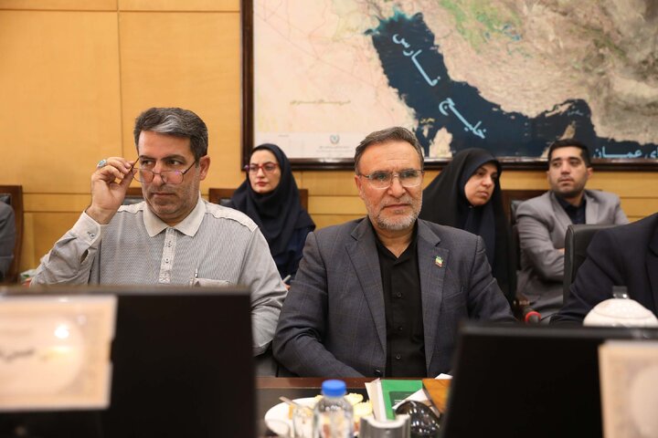 نشست اعضای کمیسیون بهداشت با حضور وزیر بهداشت و درمان