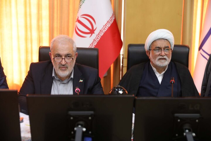 نشست اعضای کمیسیون انرژی با حضور وزیر نیرو