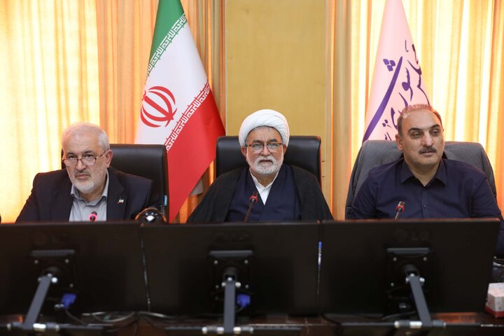 نشست اعضای کمیسیون انرژی با حضور وزیر نیرو