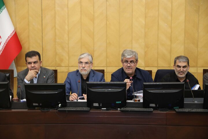 نشست اعضای کمیسیون برنامه و بودجه با حضور وزرای علوم و آموزش و پرورش