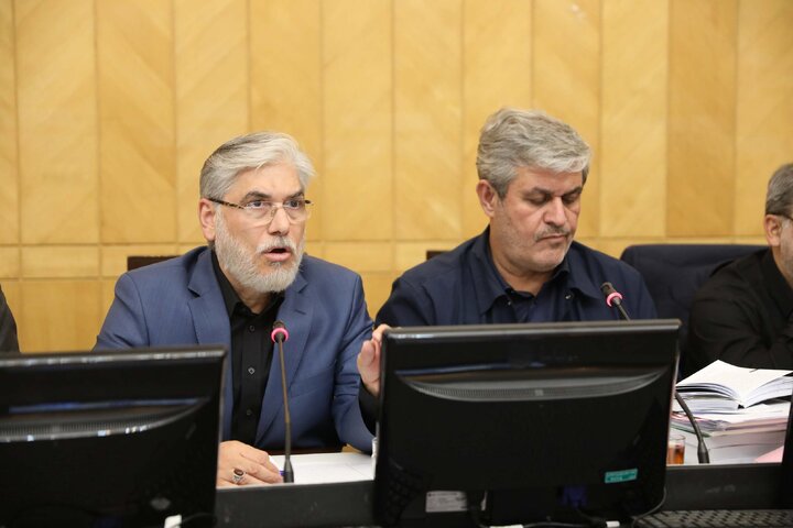 نشست اعضای کمیسیون برنامه و بودجه با حضور وزرای علوم و آموزش و پرورش