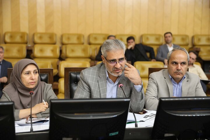 نشست اعضای کمیسیون برنامه و بودجه با حضور وزرای علوم و آموزش و پرورش