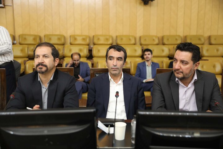 نشست اعضای کمیسیون برنامه و بودجه با حضور وزرای علوم و آموزش و پرورش