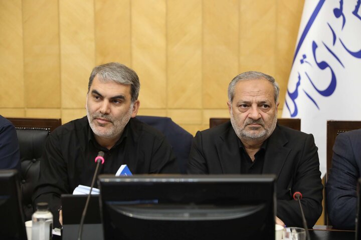 نشست اعضای کمیسیون برنامه و بودجه با حضور وزرای علوم و آموزش و پرورش