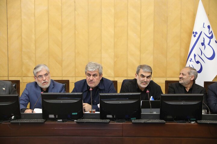 نشست اعضای کمیسیون برنامه و بودجه با حضور وزرای علوم و آموزش و پرورش