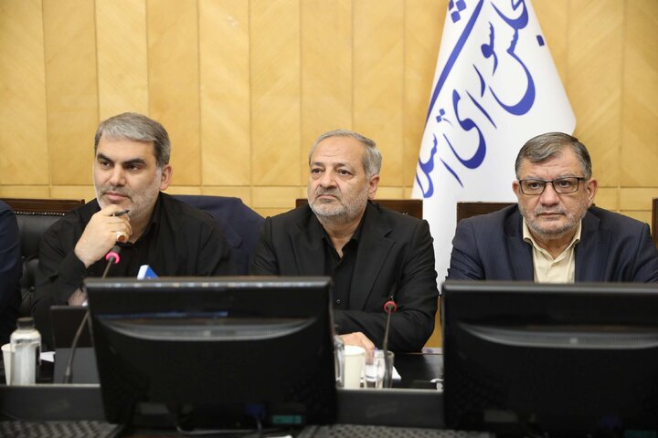 نشست اعضای کمیسیون برنامه و بودجه با حضور وزرای علوم و آموزش و پرورش