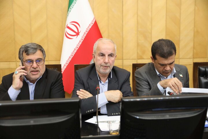 نشست اعضای کمیسیون برنامه و بودجه با حضور وزرای علوم و آموزش و پرورش