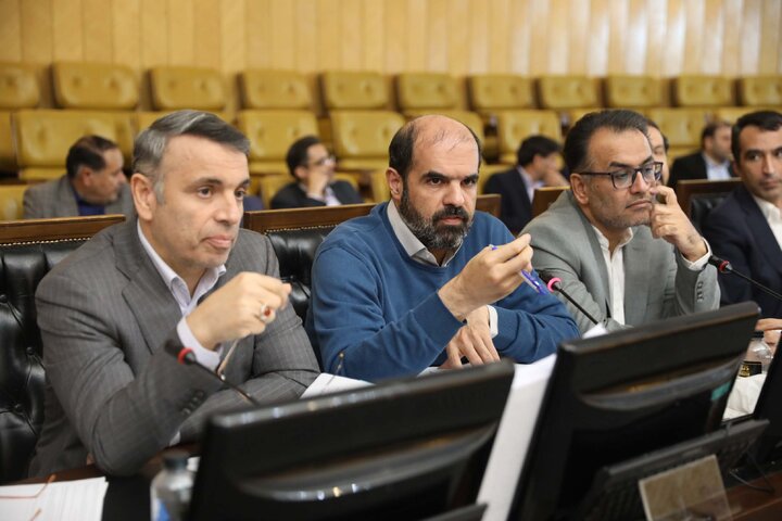 نشست اعضای کمیسیون برنامه و بودجه با حضور وزرای علوم و آموزش و پرورش