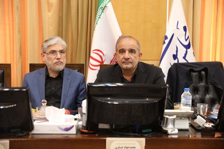 نشست اعضای کمیسیون کشاورزی با حضور وزیر علوم