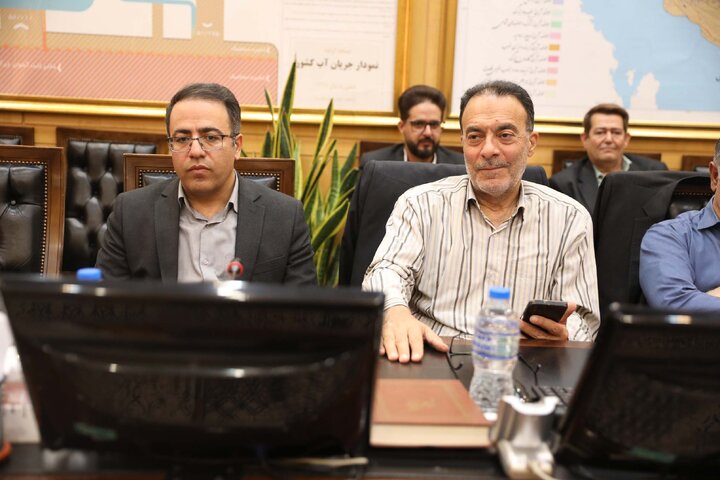 نشست اعضای کمیسیون کشاورزی با حضور وزیر علوم