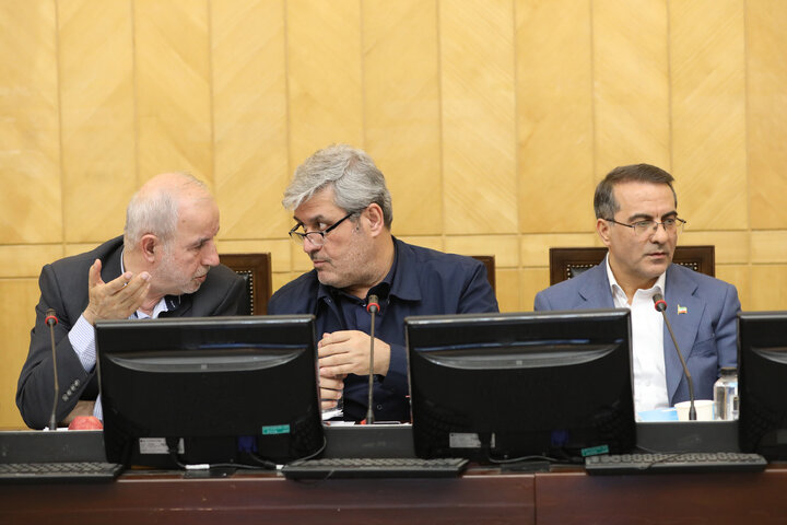 حضور وزیر ارتباطات و فناوری در کمیسیون برنامه و بودجه