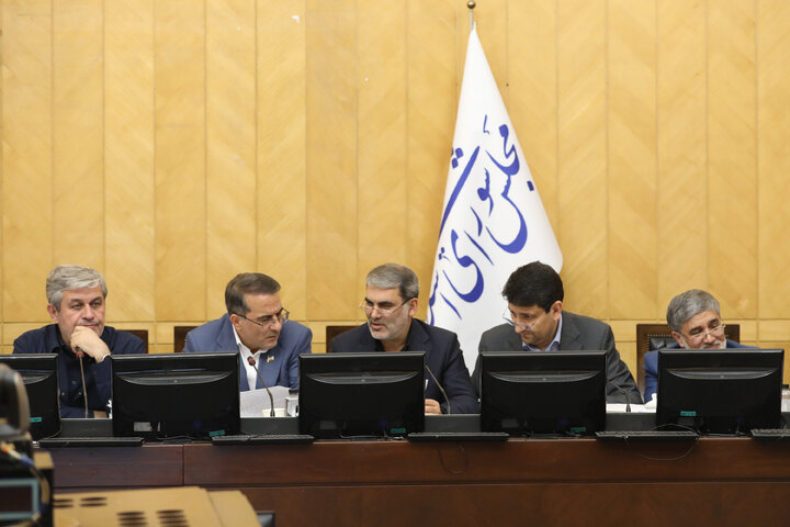 حضور وزیر ارتباطات و فناوری در کمیسیون برنامه و بودجه