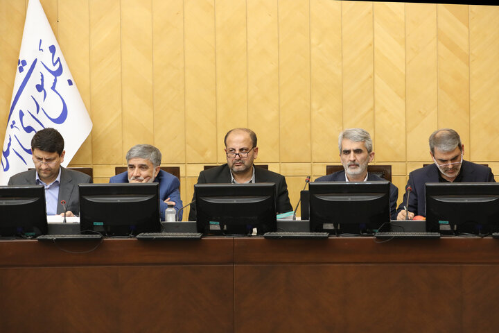 حضور وزیر ارتباطات و فناوری در کمیسیون برنامه و بودجه