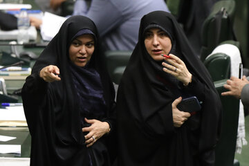 نشست چهارشنبه ۱۴ آبان ماه مجلس شورای اسلامی