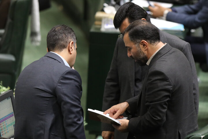 نشست چهارشنبه 14 آبان ماه مجلس شورای اسلامی