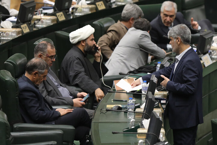 نشست چهارشنبه 14 آبان ماه مجلس شورای اسلامی