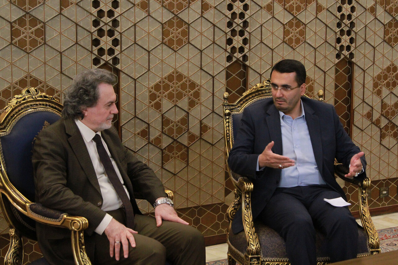 دیپلماسی رسمی مقتدرانه در پرتو دیپلماسی فعال پارلمانی