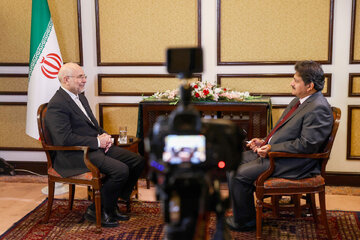 مصاحبه حامد میر مجری و روزنامه‌نگار سرشناس پاکستانی با دکتر قالیباف - اسلام‌آباد