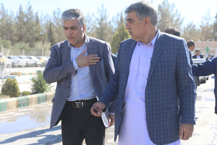 بازدید اعضای کمیسیون اجتماعی از کارخانه سیمان خاش