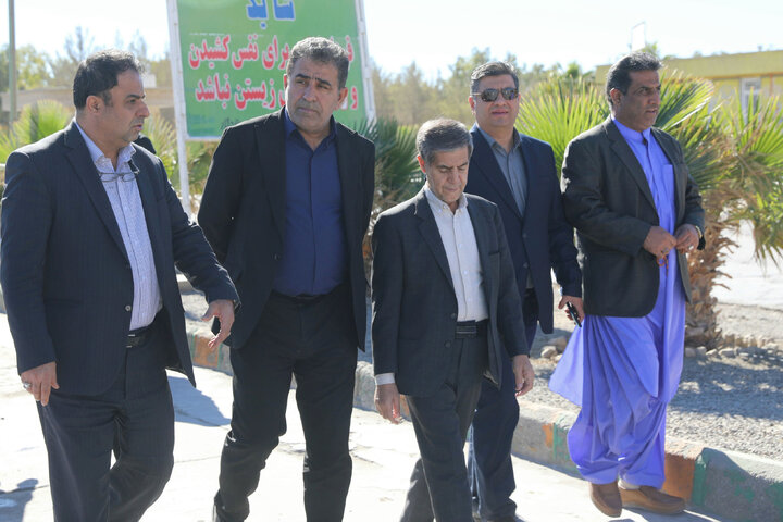 بازدید اعضای کمیسیون اجتماعی از کارخانه سیمان خاش