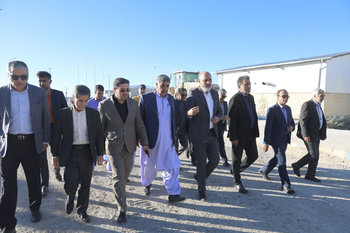 بازدید اعضای کمیسیون اجتماعی از معدن و کارخانه طلای صدر تفتان