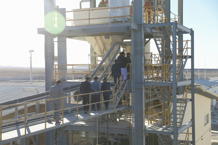 بازدید اعضای کمیسیون اجتماعی از معدن و کارخانه طلای صدر تفتان